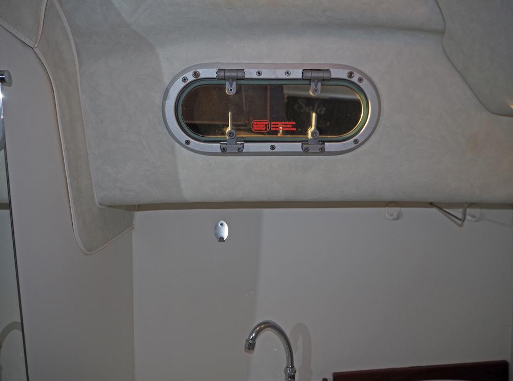 Vorschiff, Innenausstattung